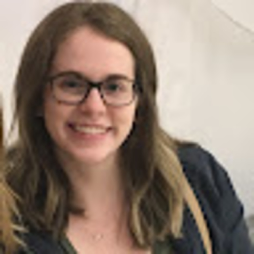 Meet your Posher, Elizabeth